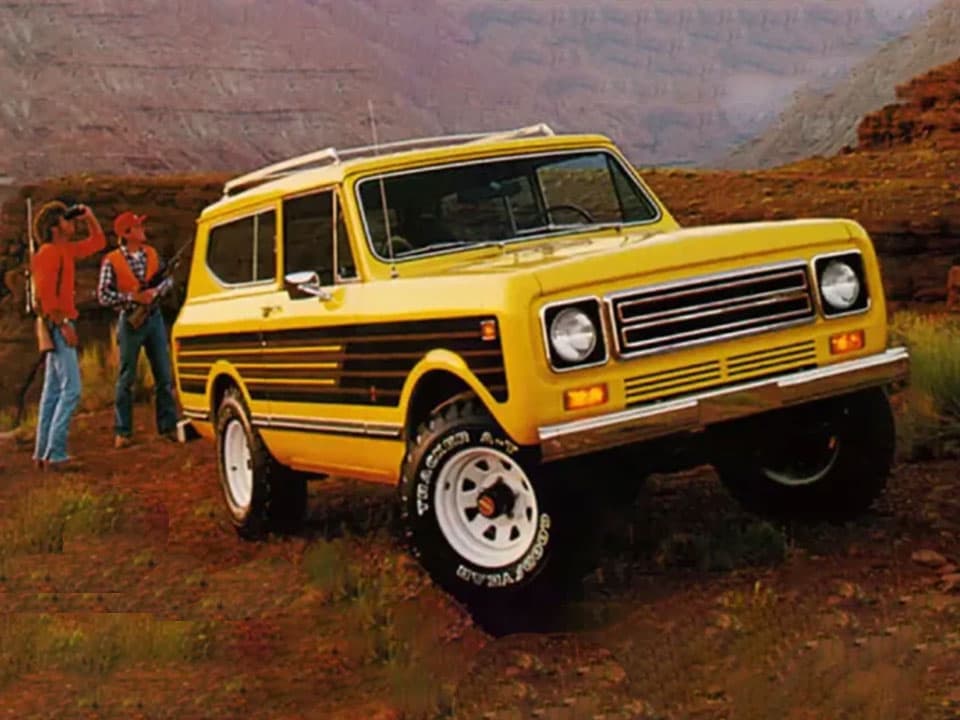 Yellow International Scout Traveler in canyon country